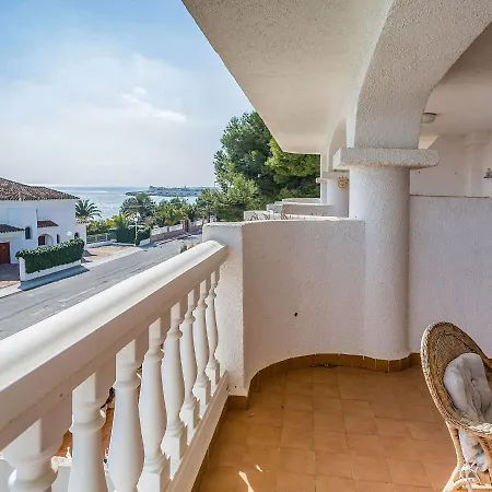 El Faro Apartment *